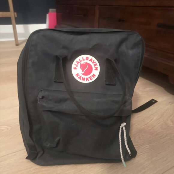 FjallRaven  Kanken Mini Backpack - Picture 2 of 5